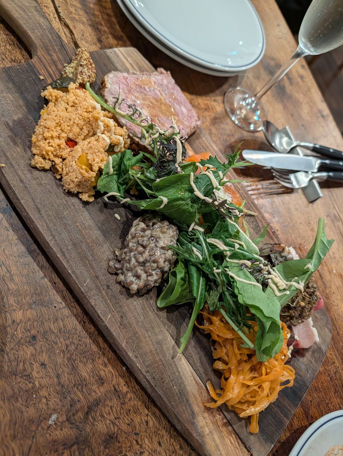 前菜盛り合わせ