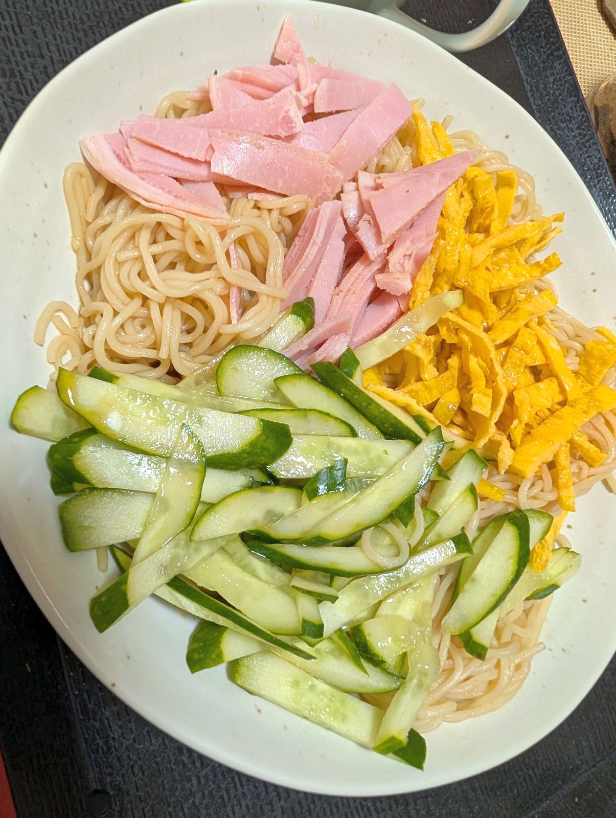 本日の朝食兼昼食
