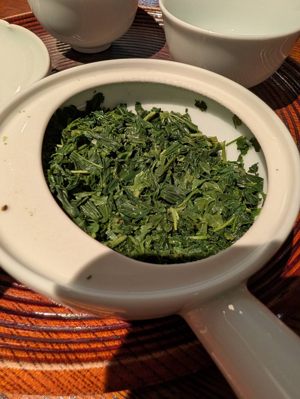 ４煎目の茶葉
