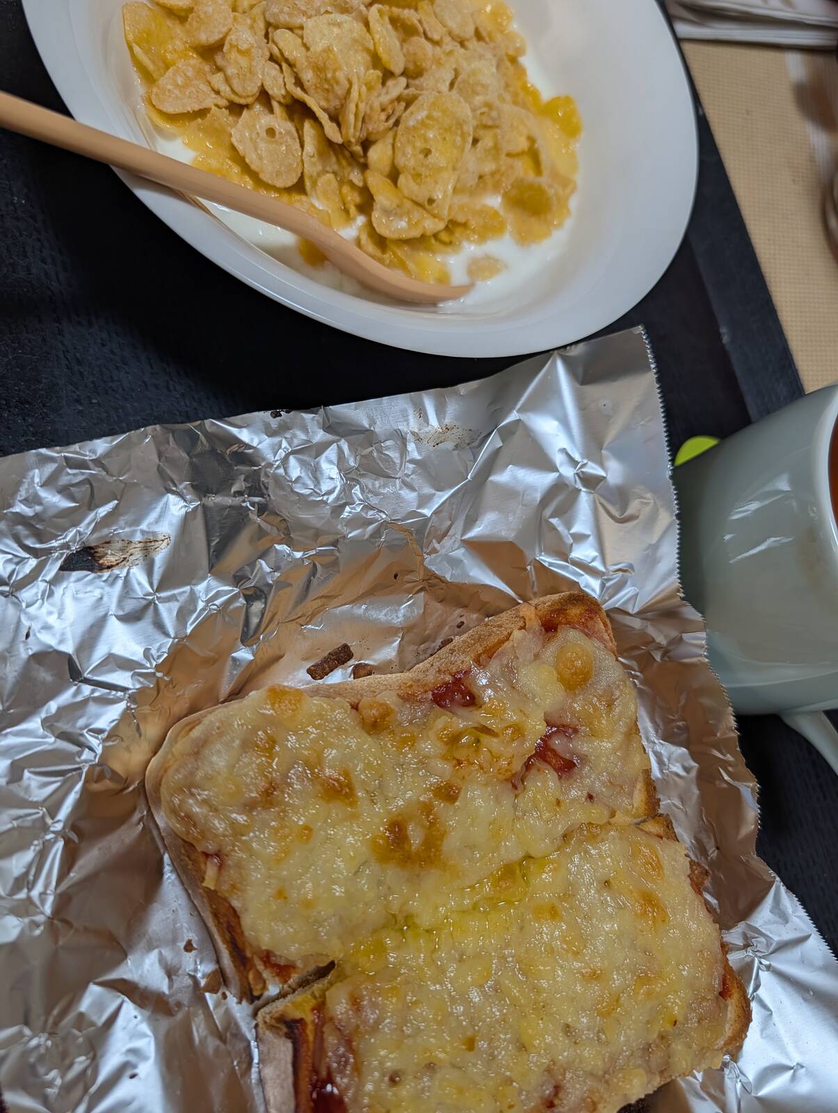 本日の朝食兼昼食
