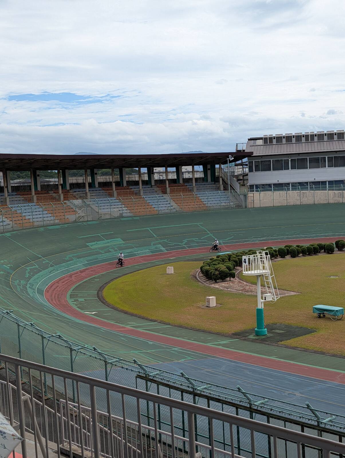 自転車でトラック走行