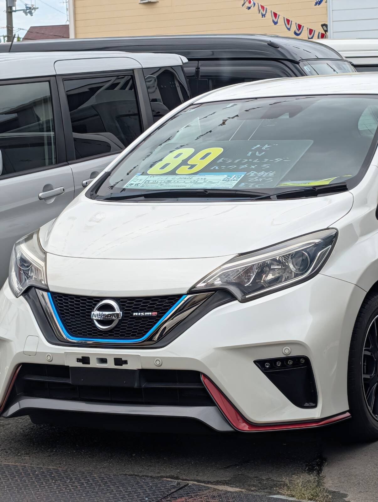 中古車売り場