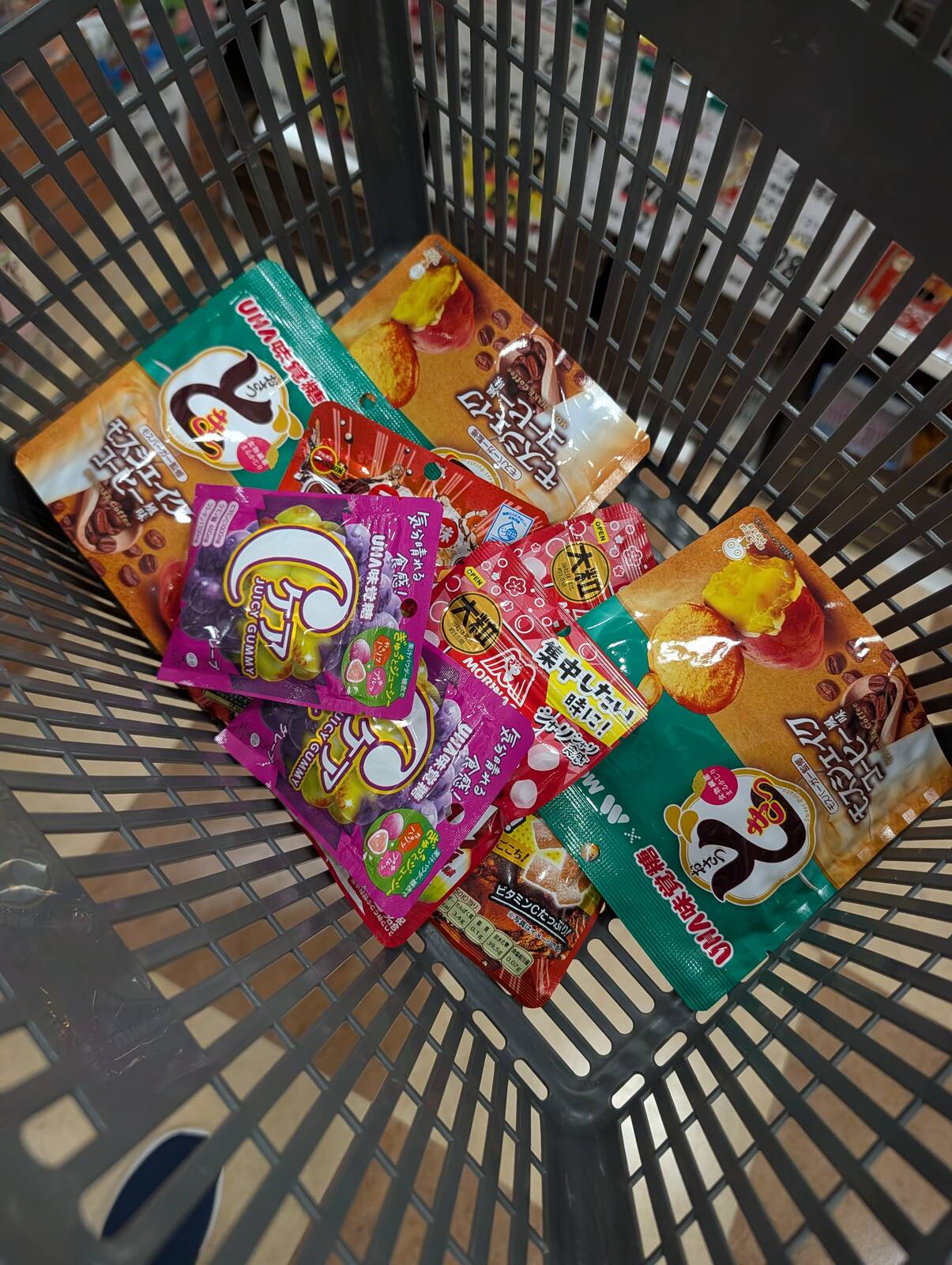 お菓子の買い付け