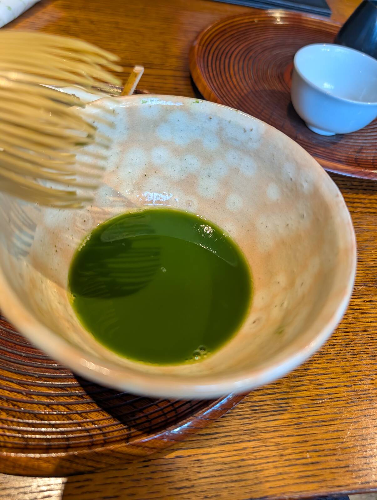 お茶を点てる