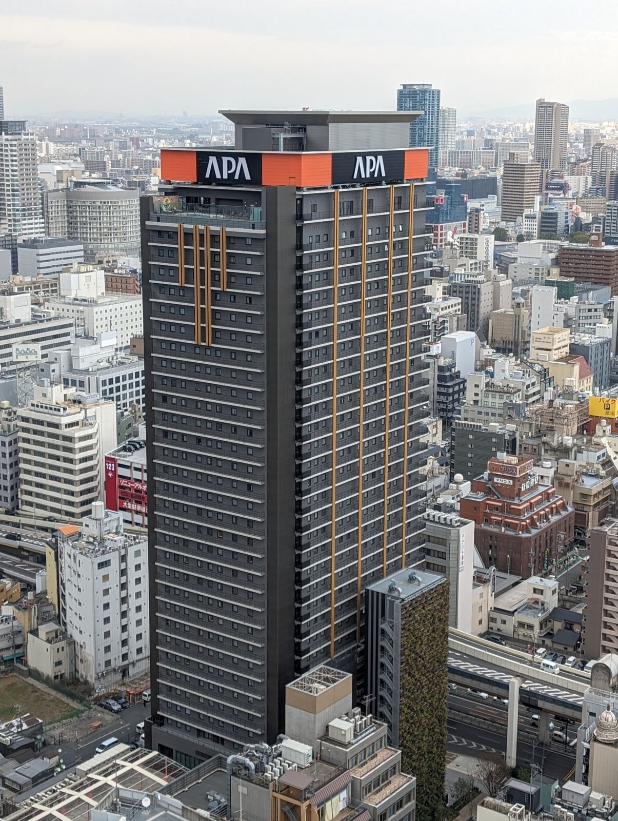 大阪梅田駅タワー