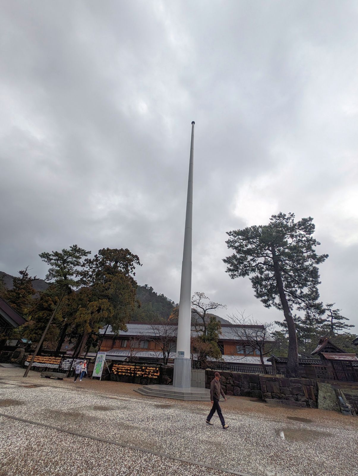 国旗掲揚塔