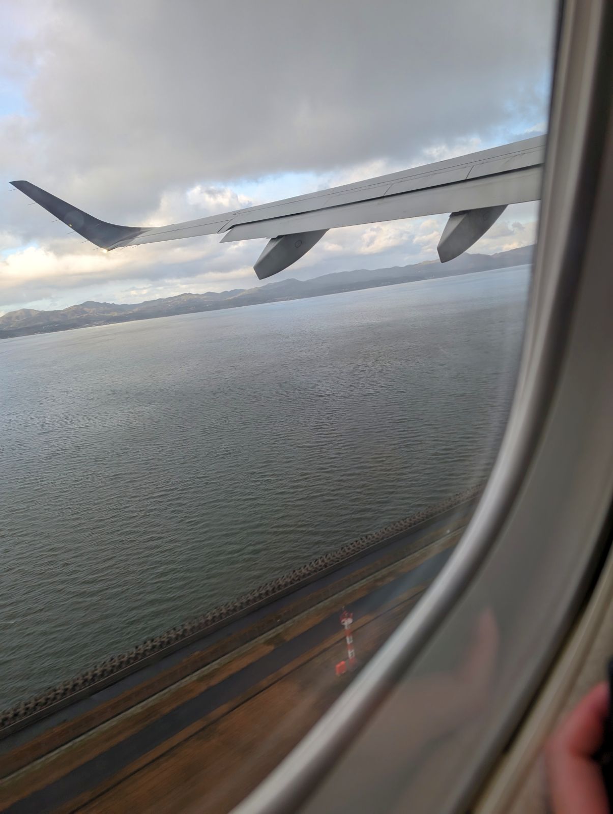 出雲空港からの離陸