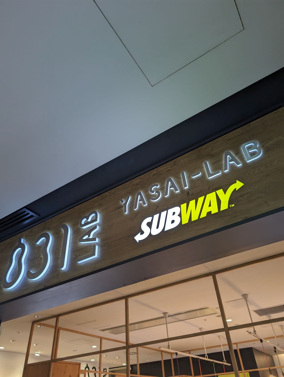 831LAB来店