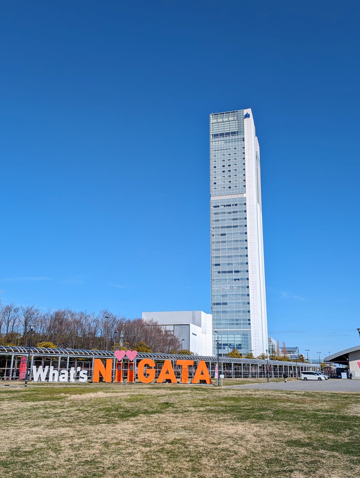 What’s NIIGATA モニュメント