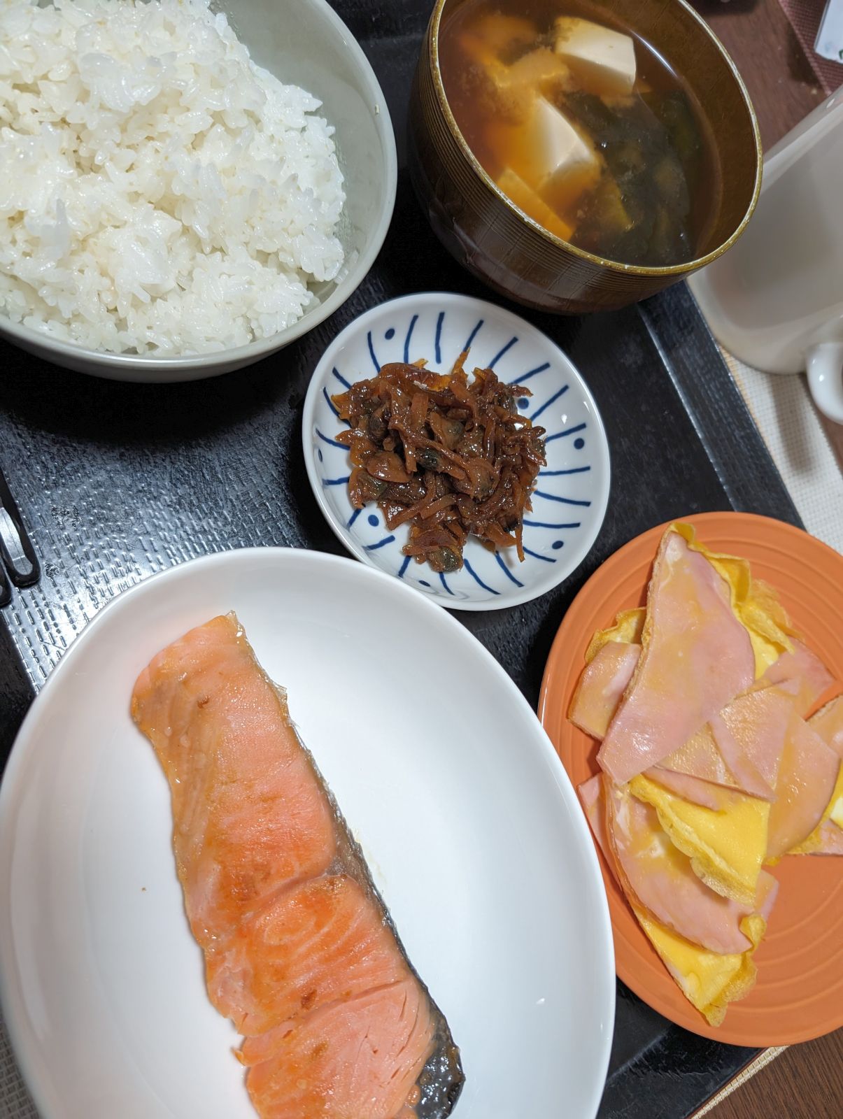 本日の朝食兼昼食