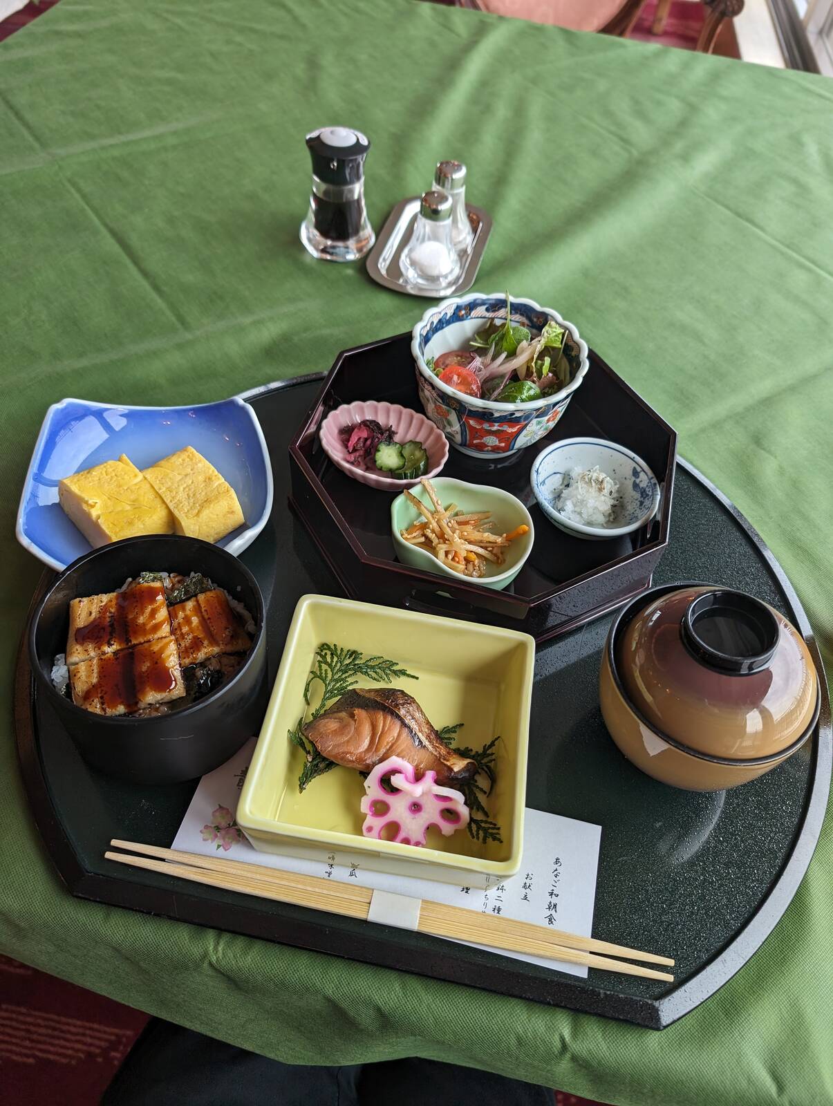 本日の朝食
