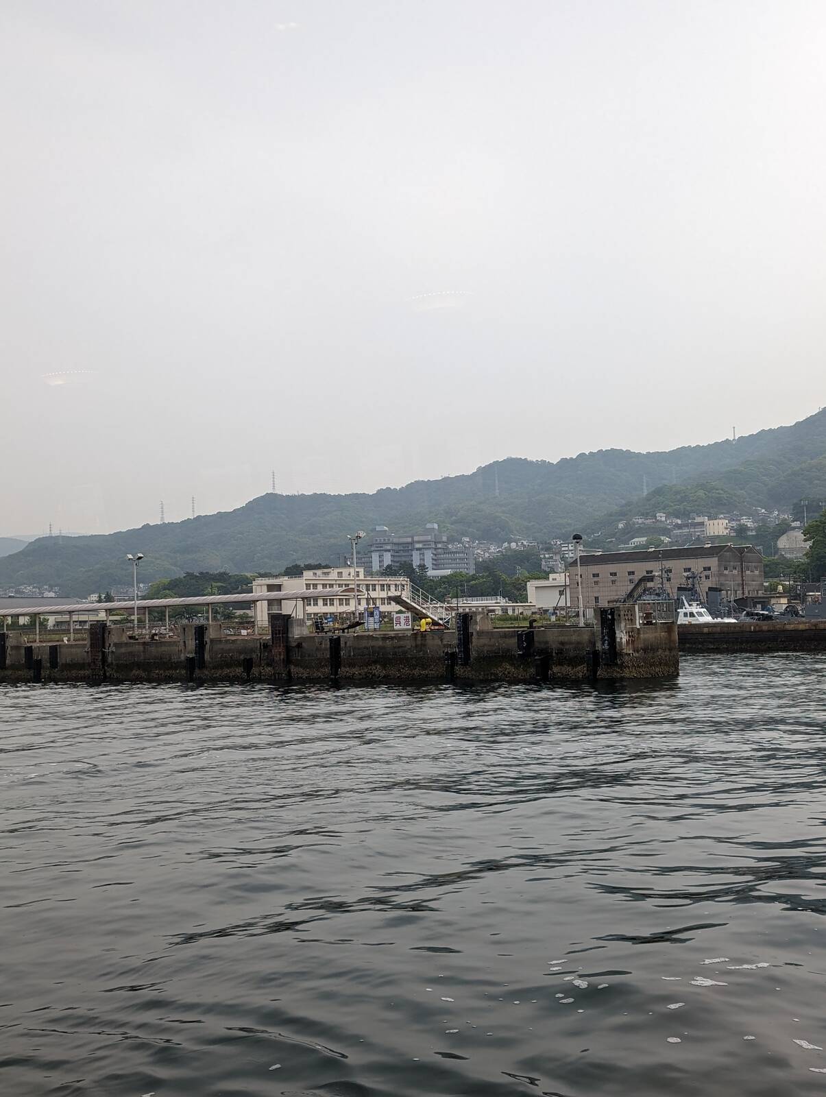 呉港