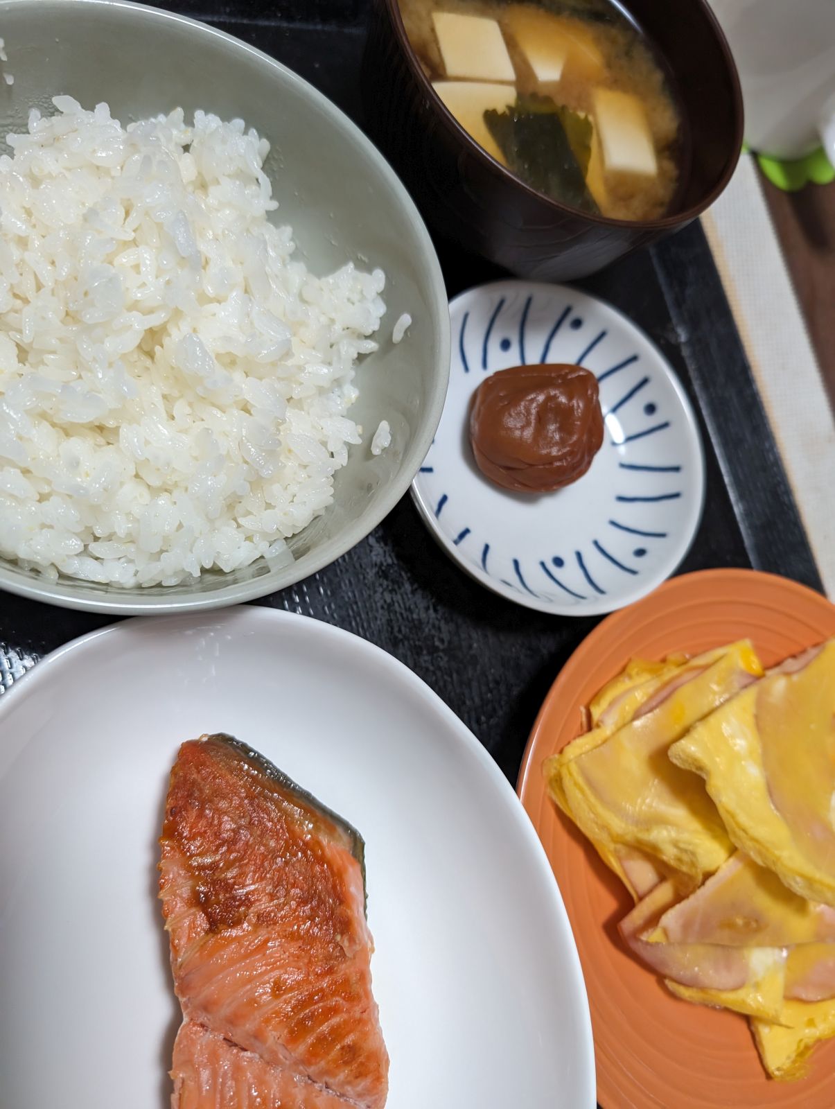 本日の朝食