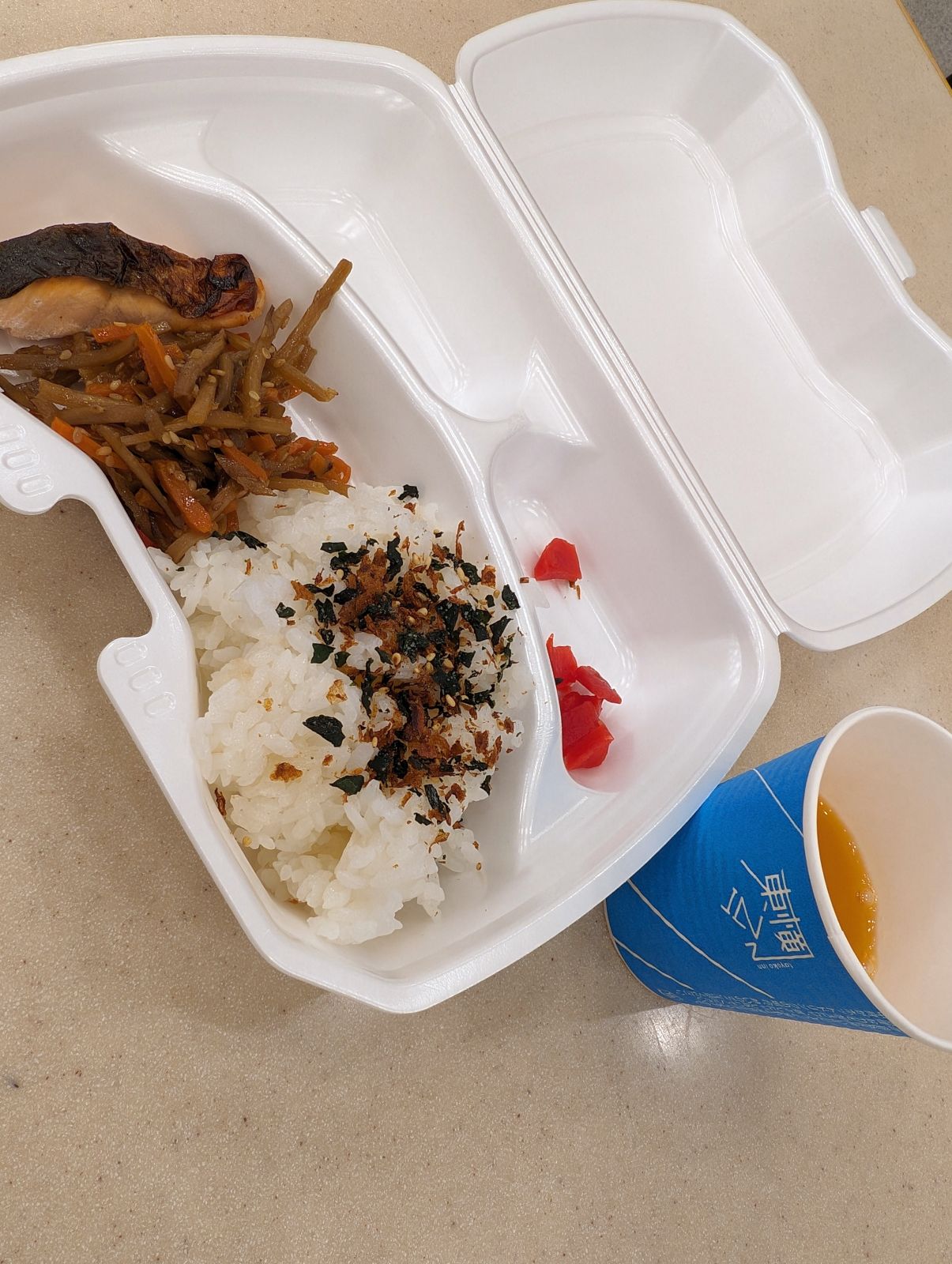 本日の朝食