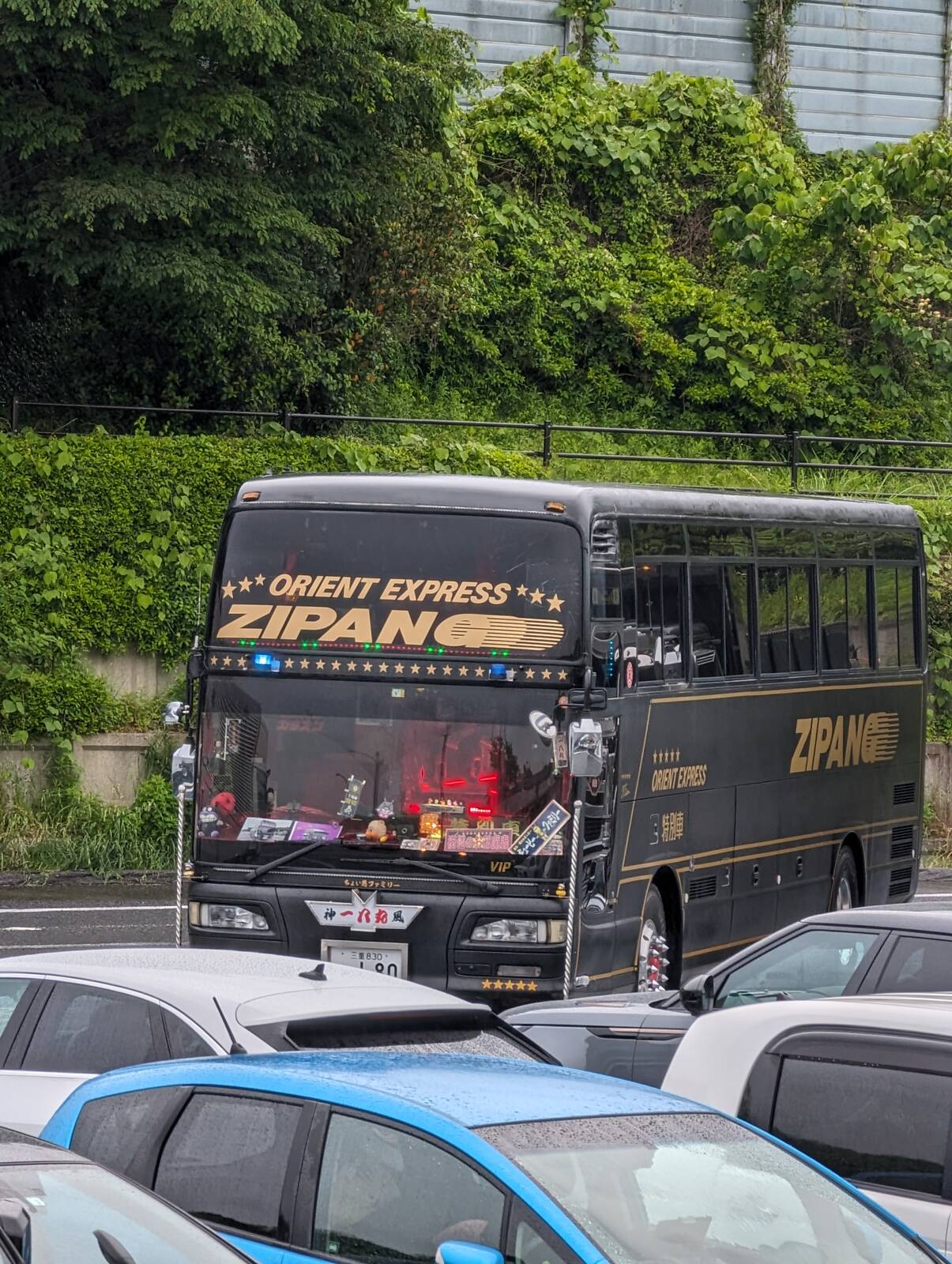 観光バス