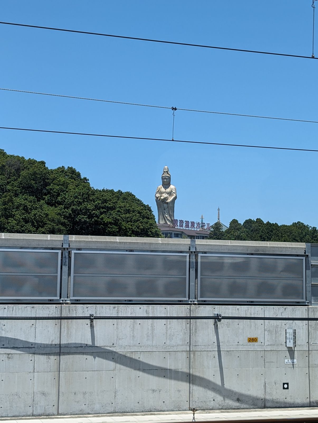 加賀温泉の観音様