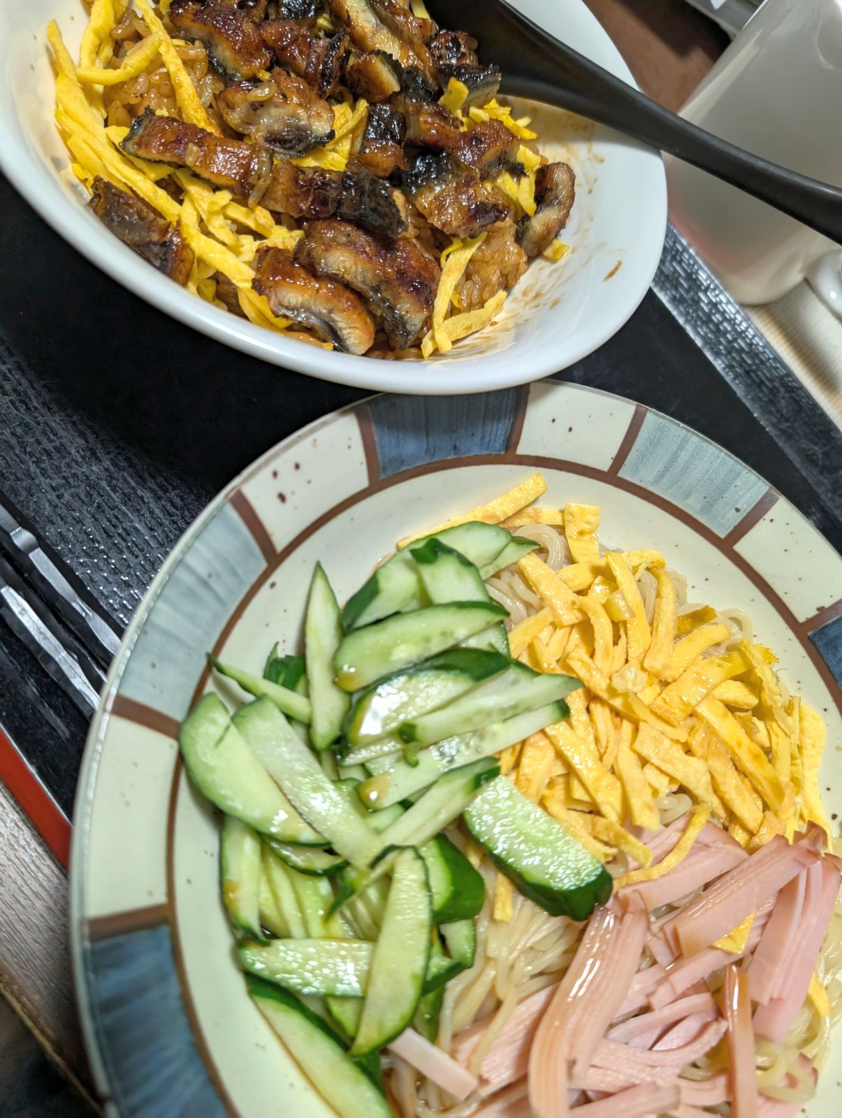 本日の朝食兼昼食兼夕食