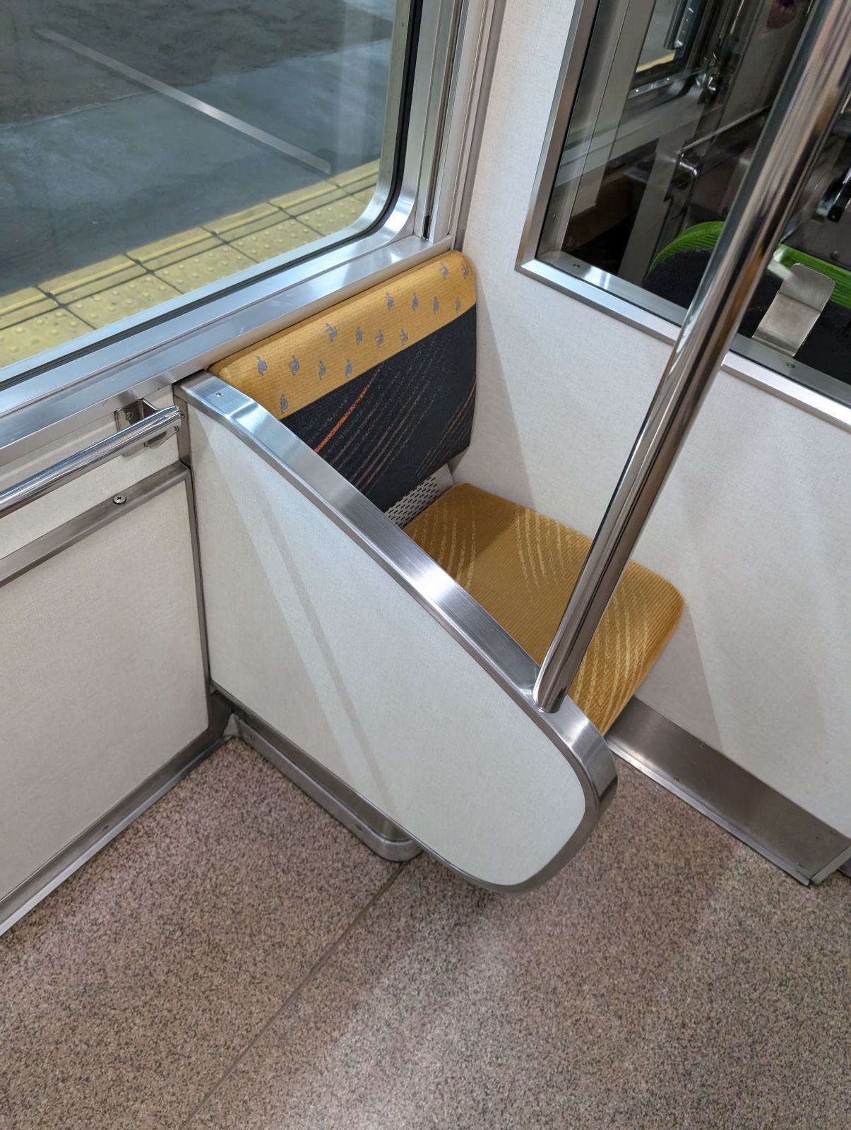 おひとり様シート