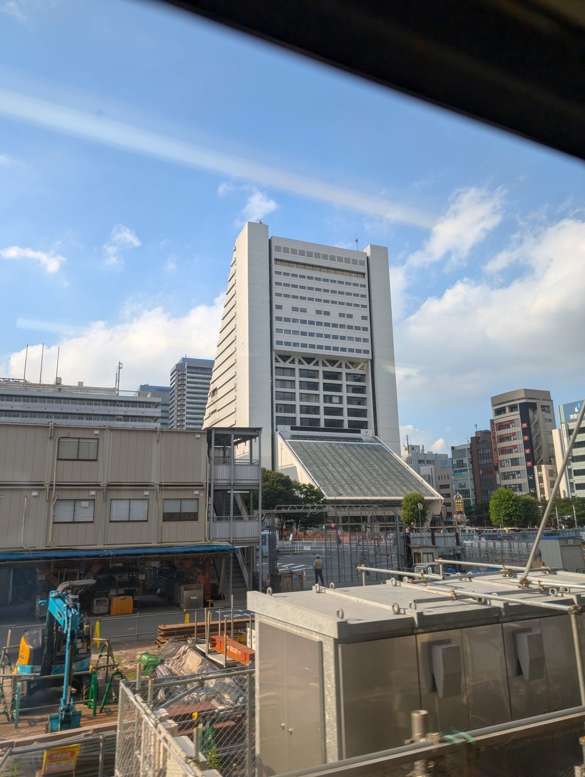 中野サンプラザ