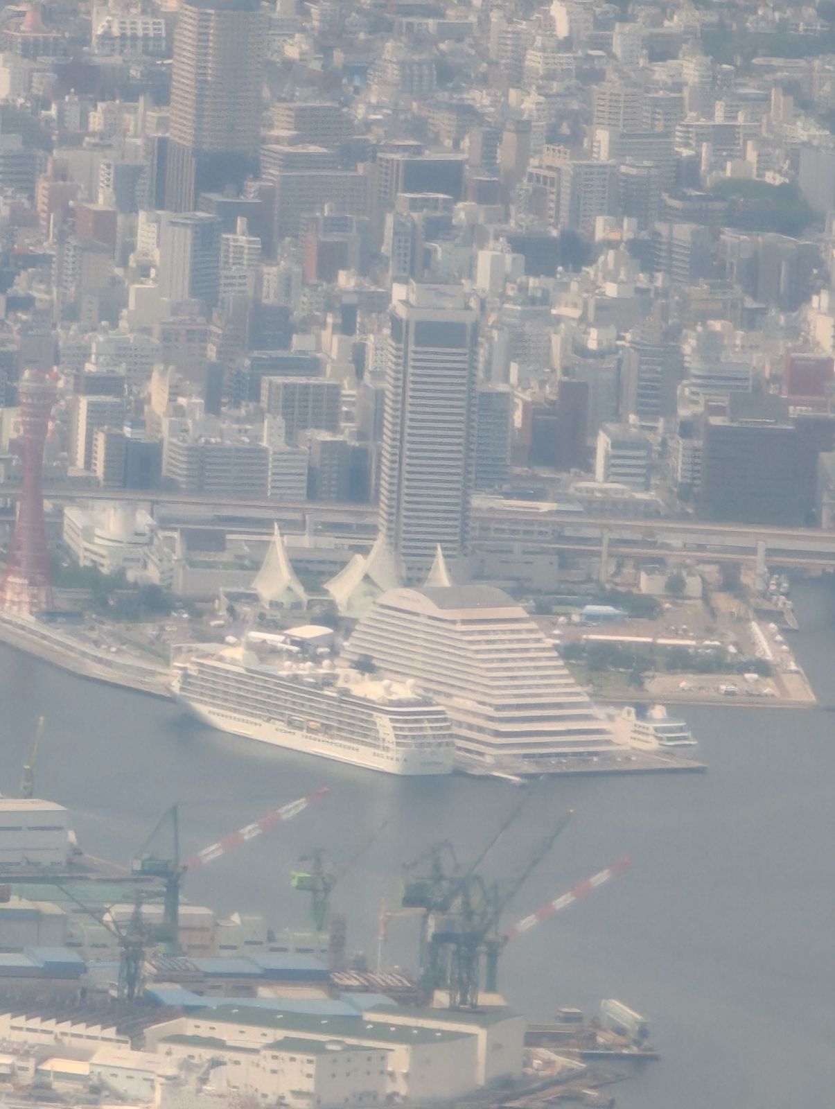 神戸港