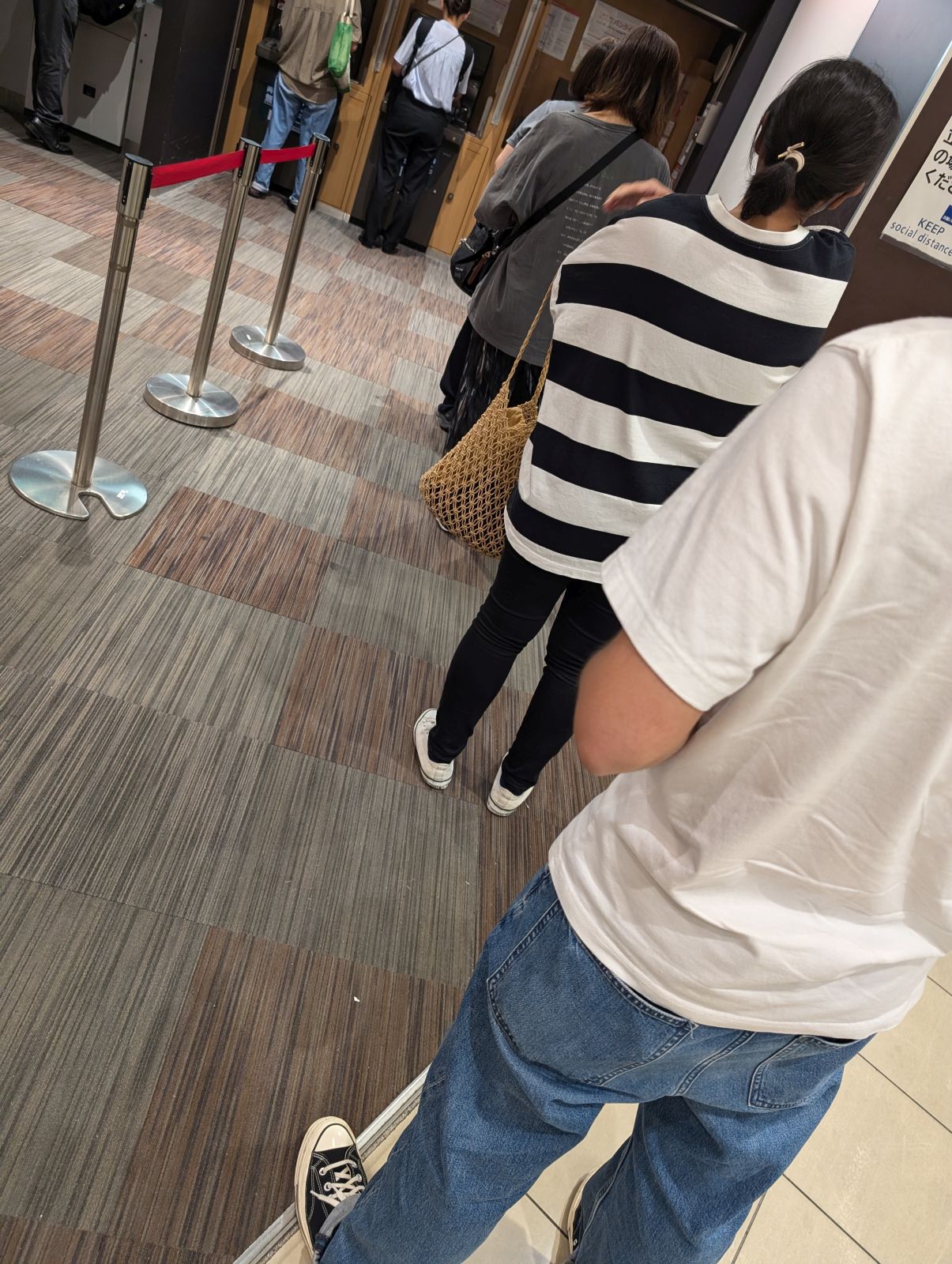 ATMの列