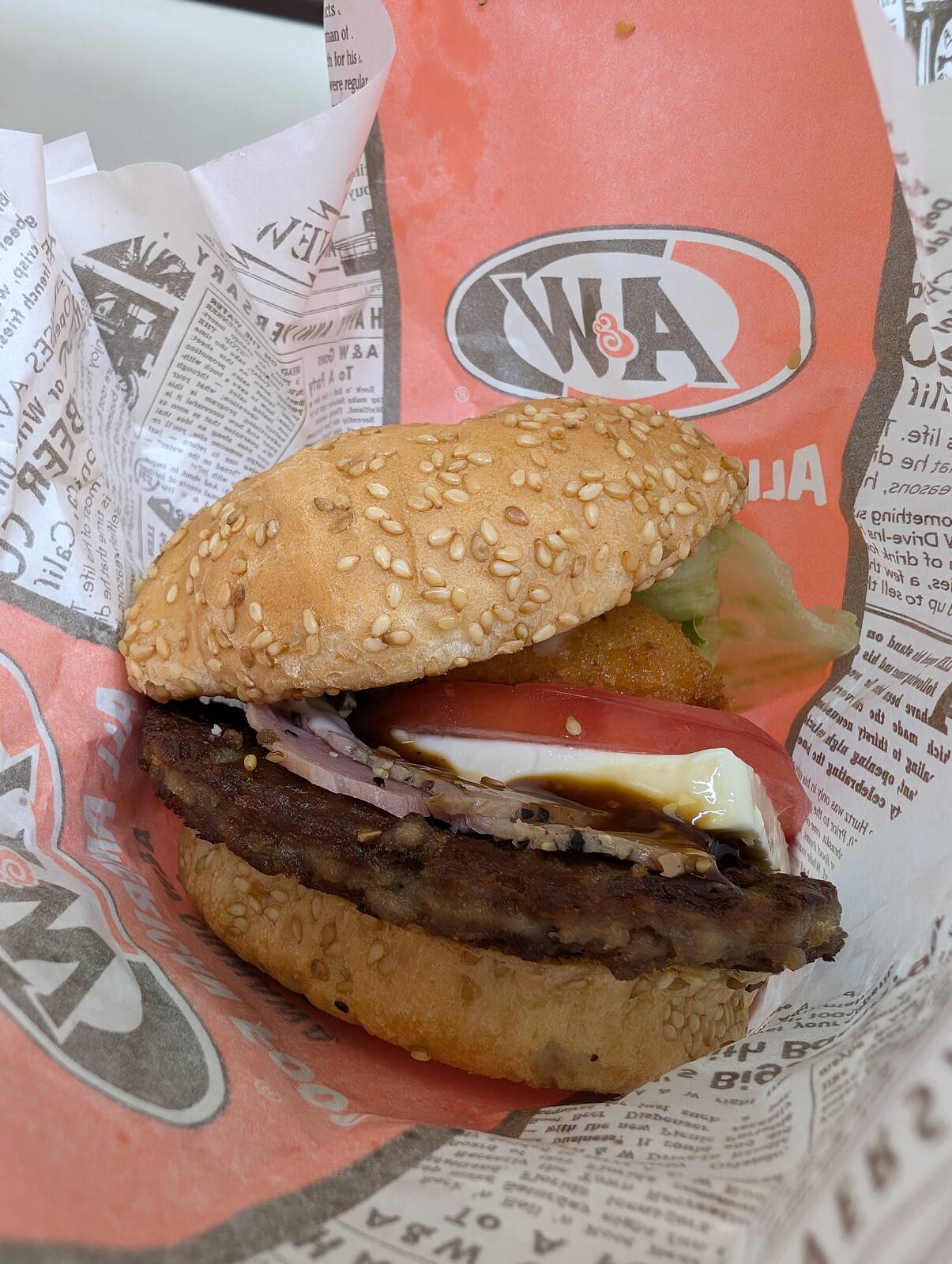 実物のA&Wバーガー