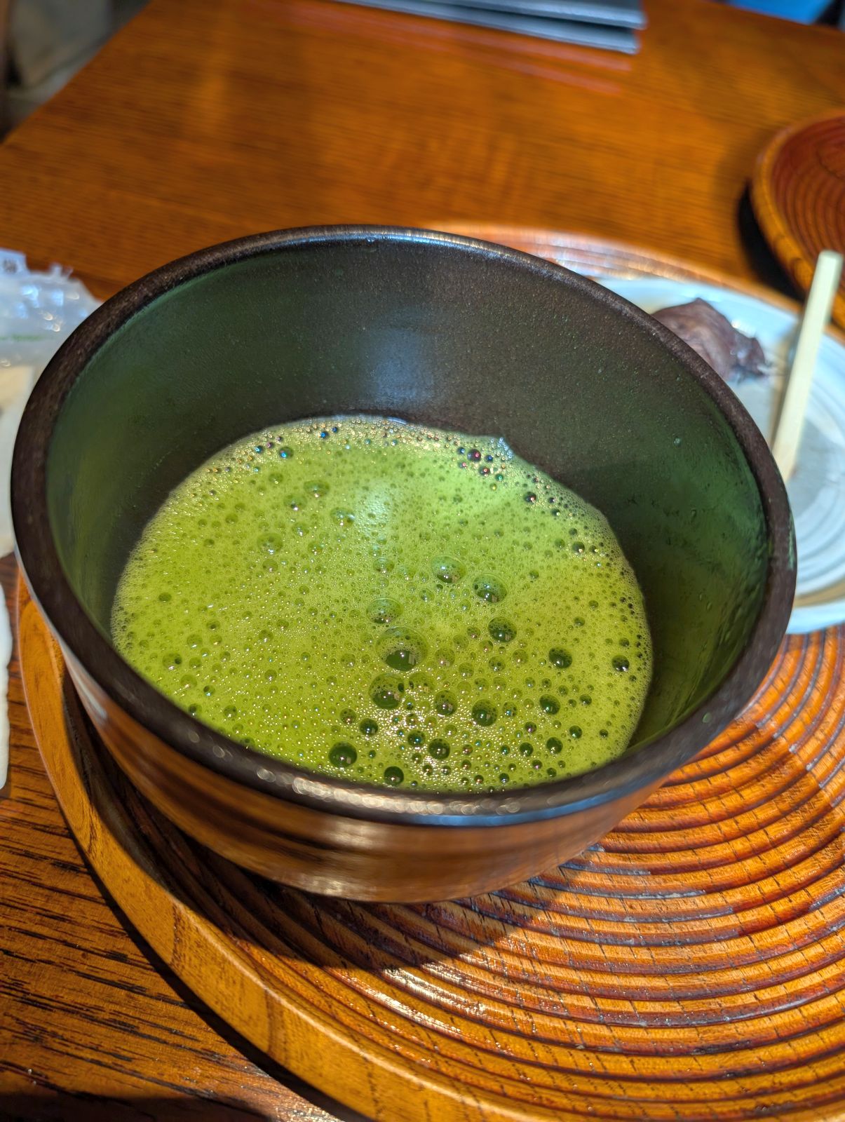 お茶を点てる