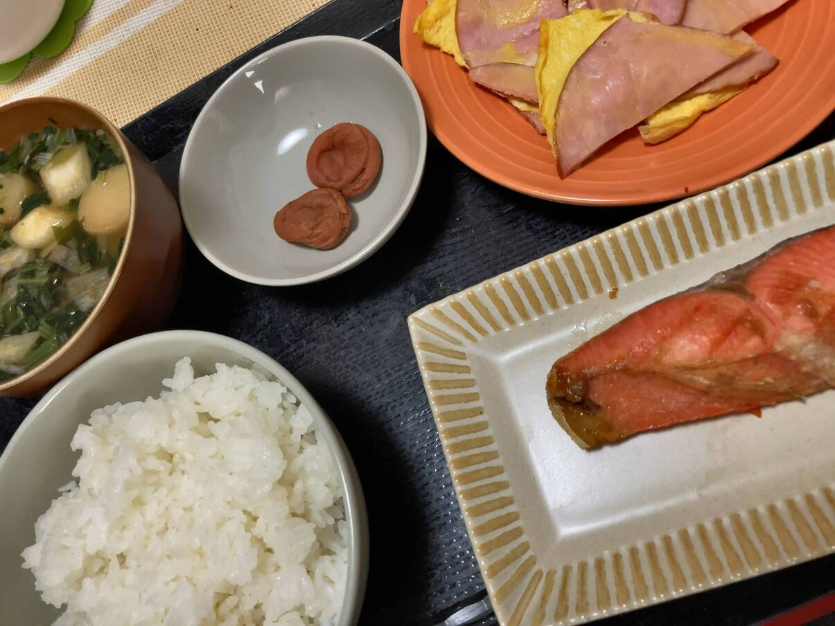 本日の朝食兼昼食
