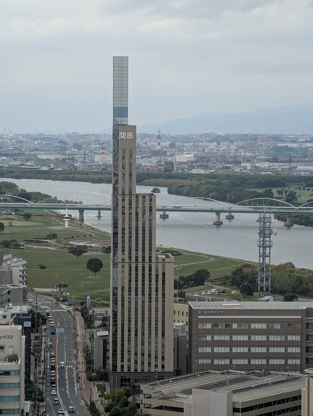 関医タワーホテル