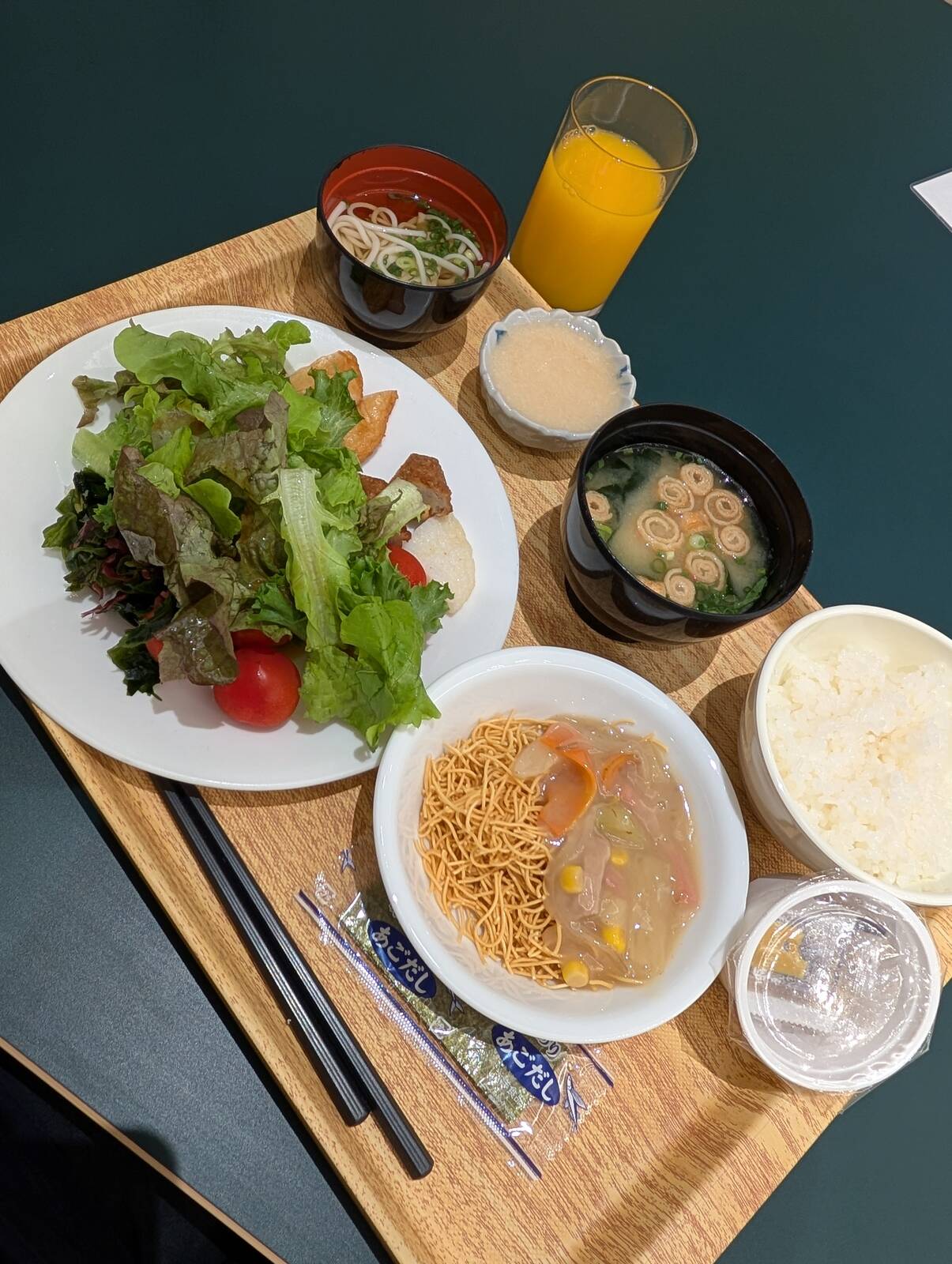 本日の朝食