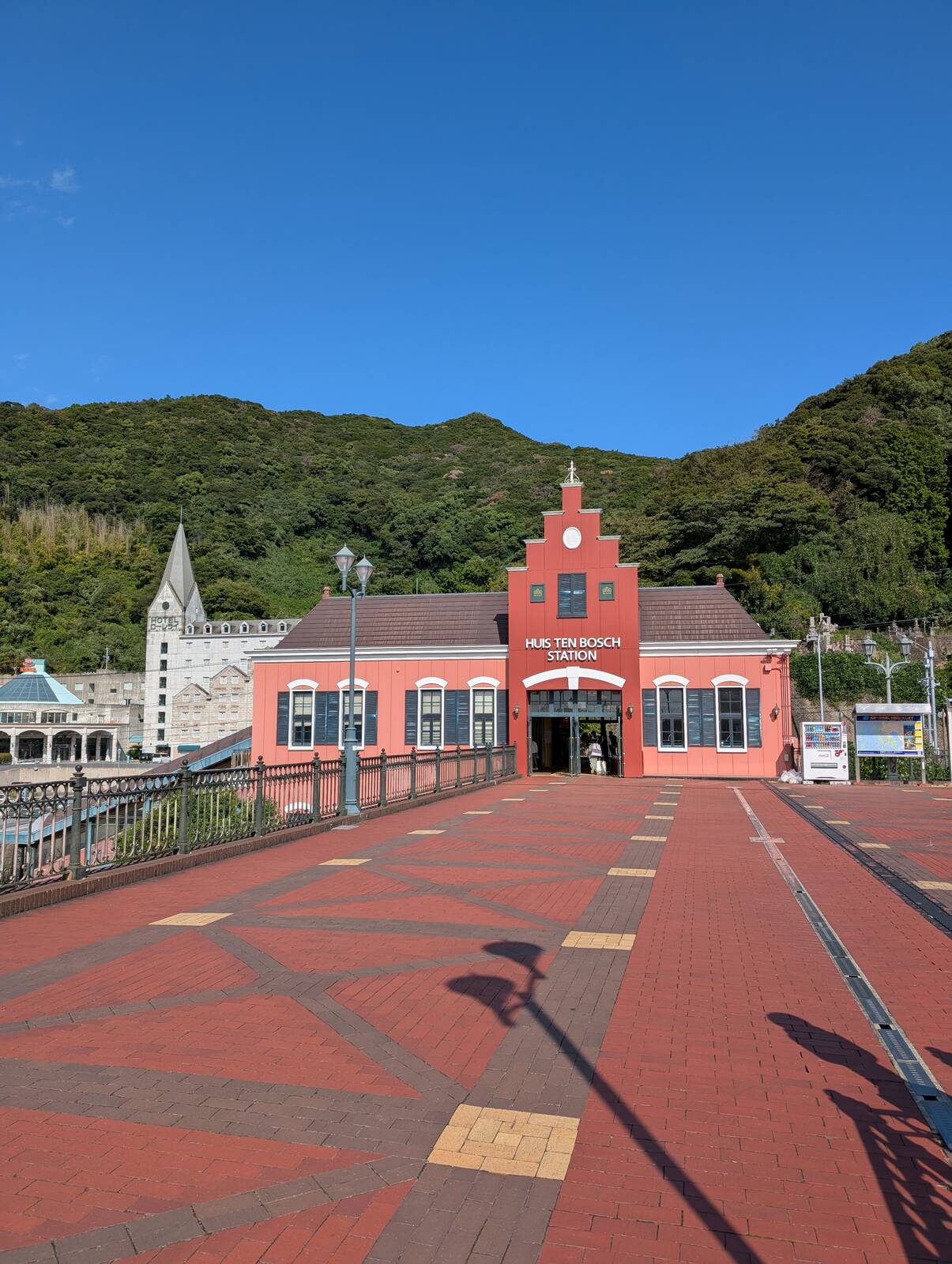 ハウステンボス駅