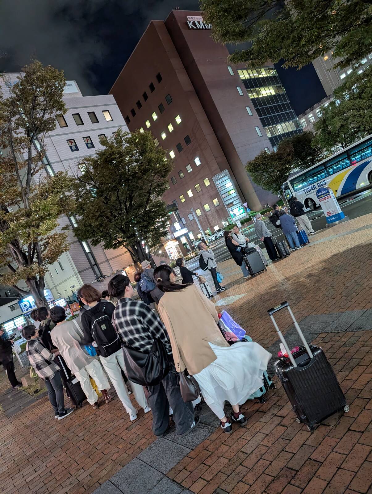 バス待ち列