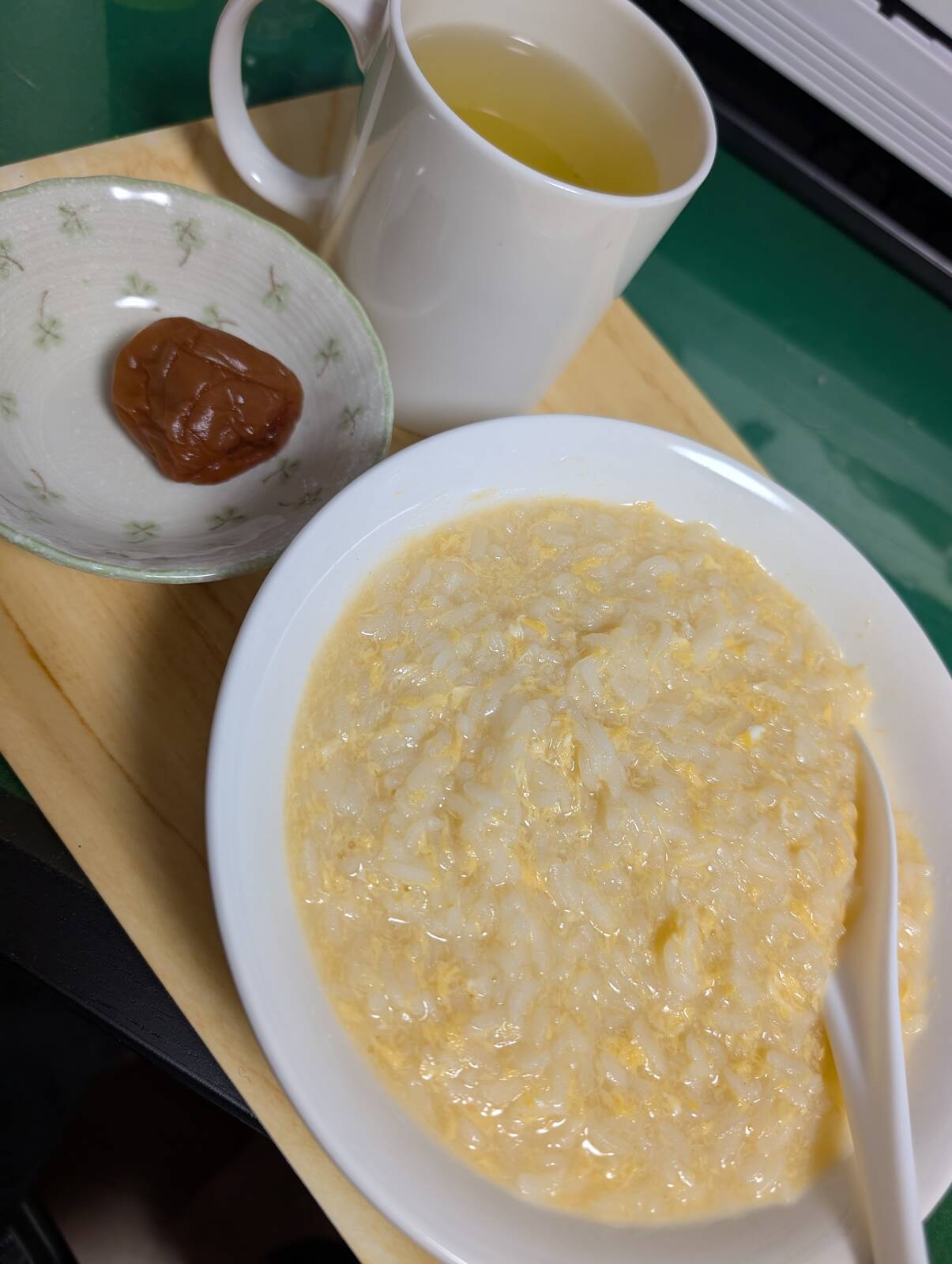 本日の朝食兼昼食