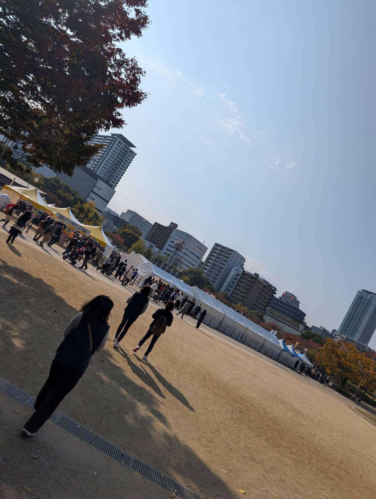 入場口