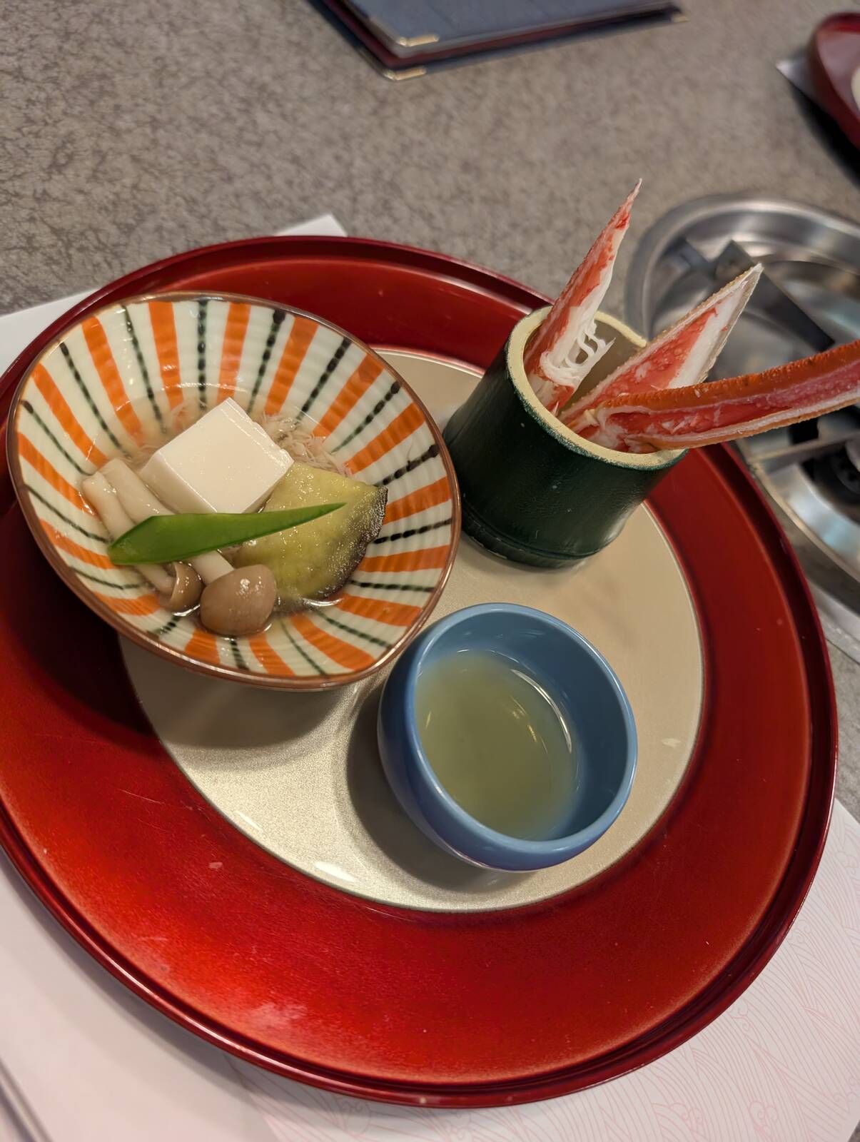かに酢と季節の一品