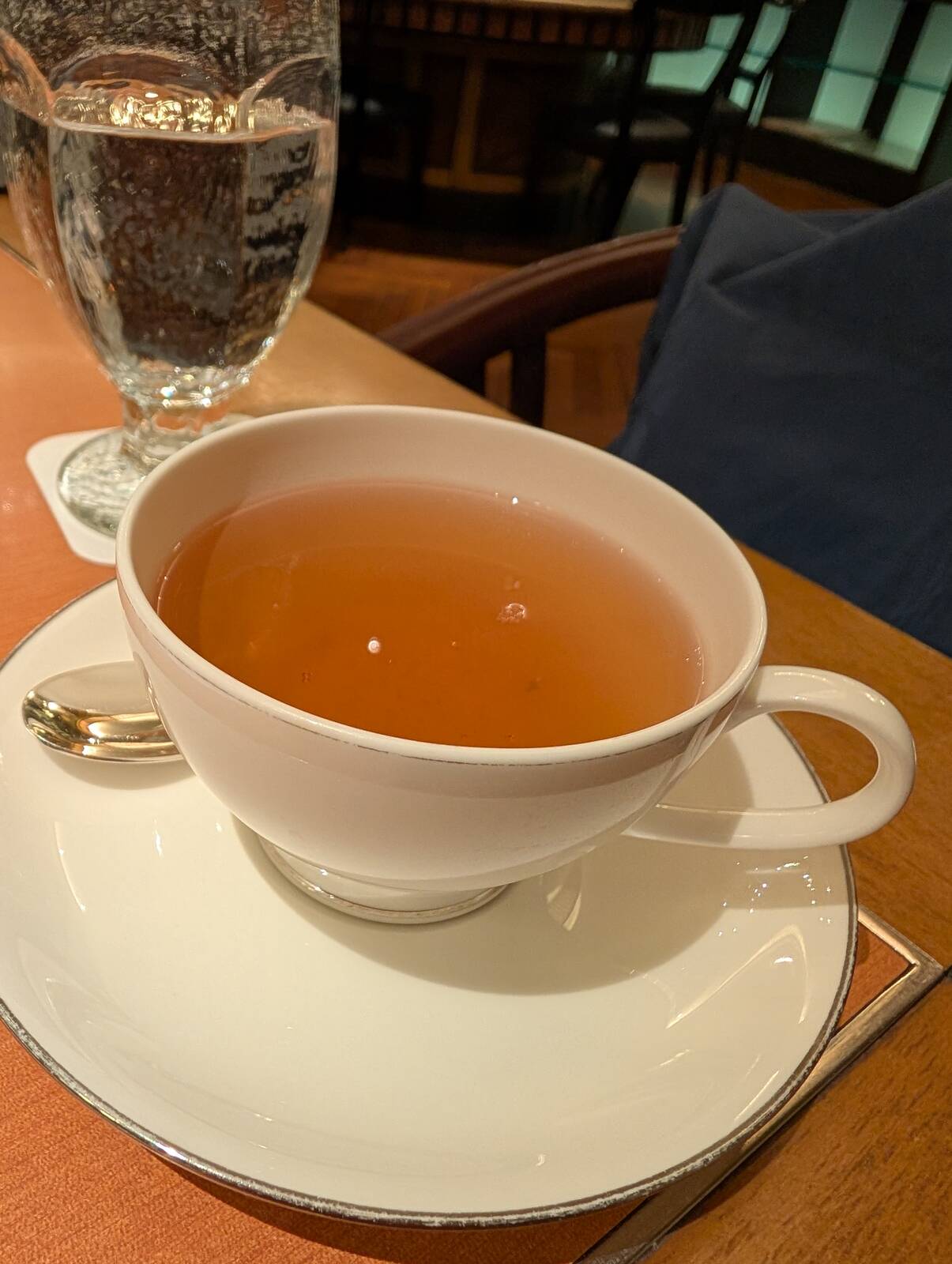 紅茶のお代わり（３杯目）