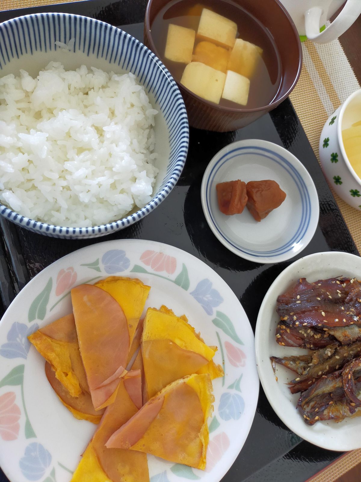 本日の朝食兼昼食