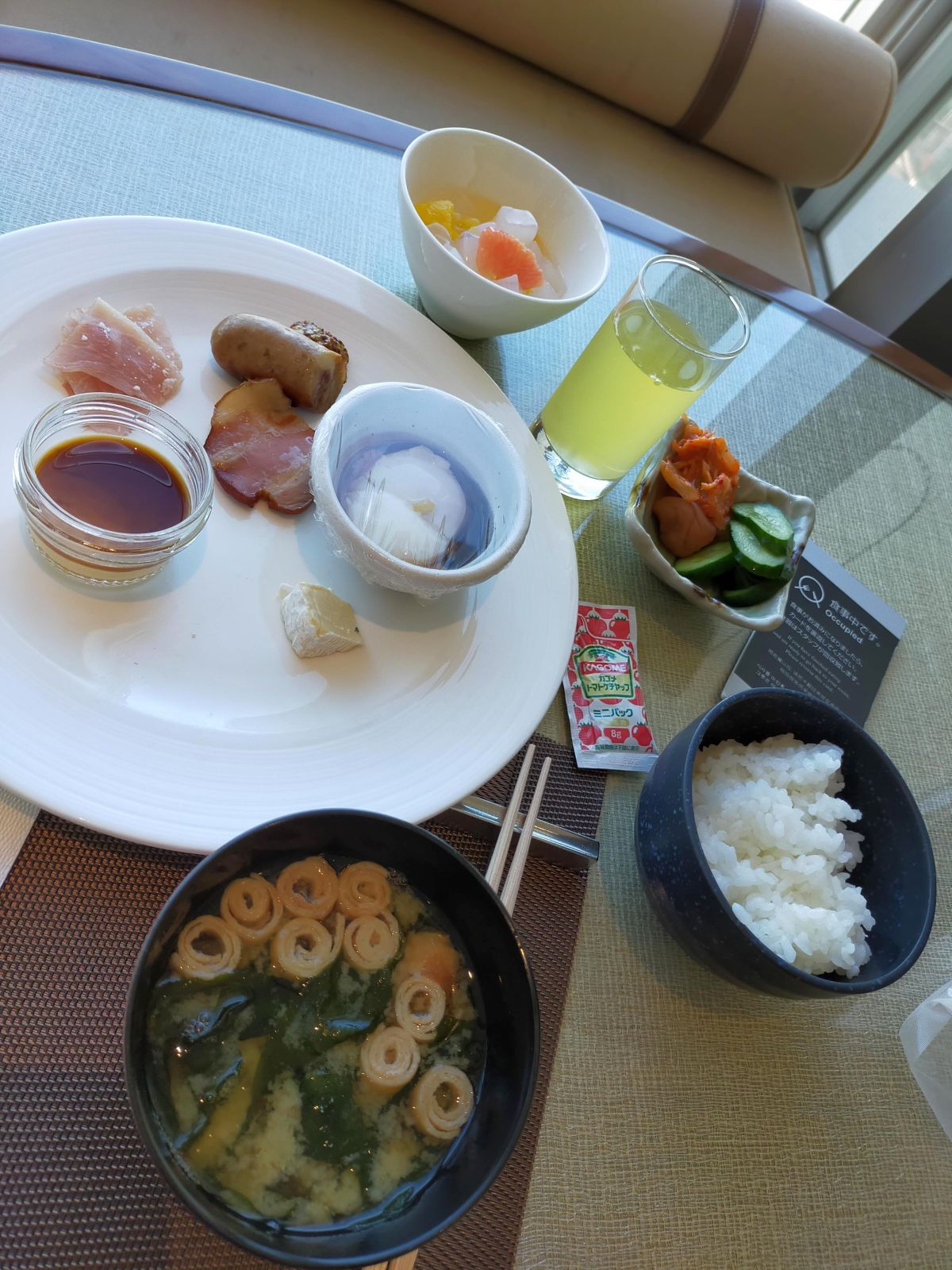 本日の朝食