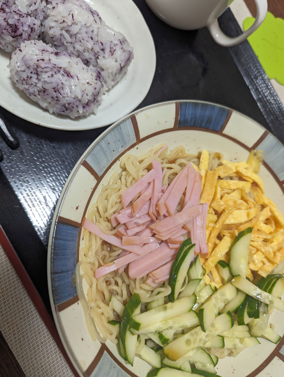本日の朝食兼昼食