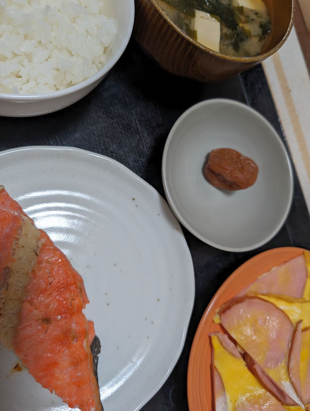 本日の朝食兼昼食