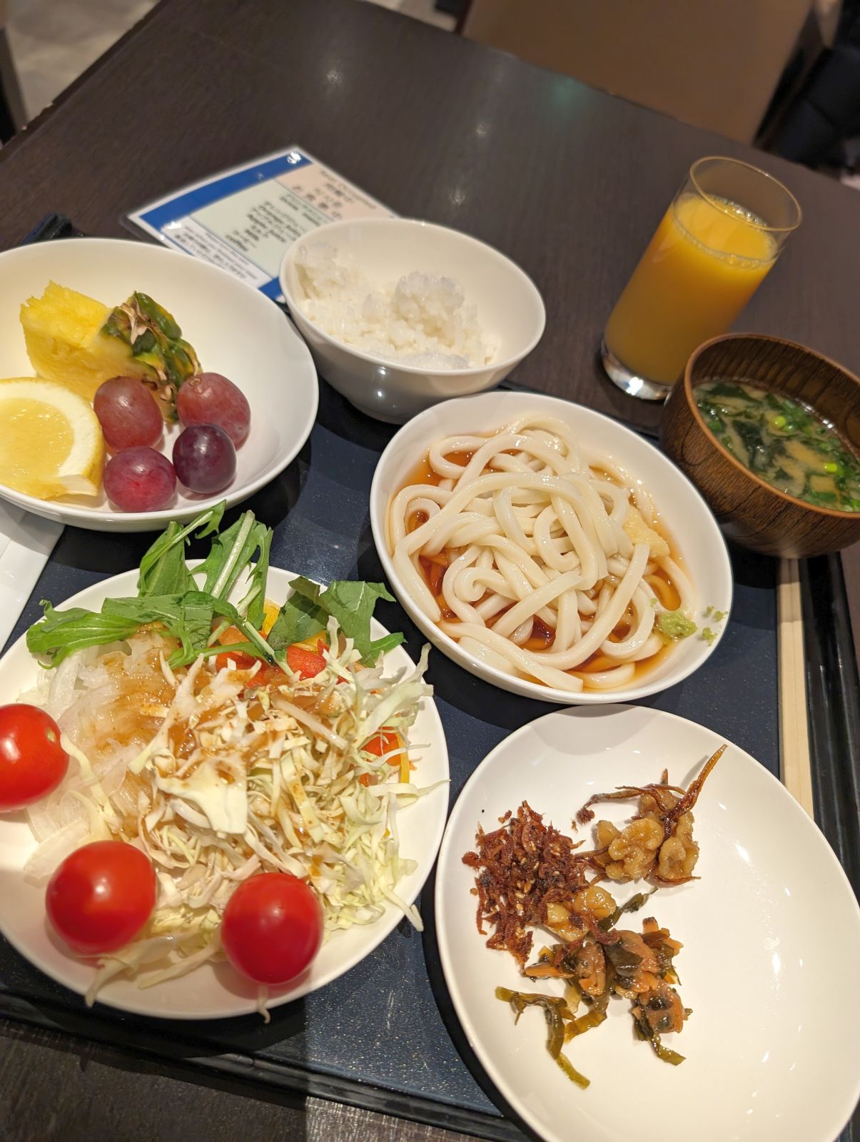 本日の朝食